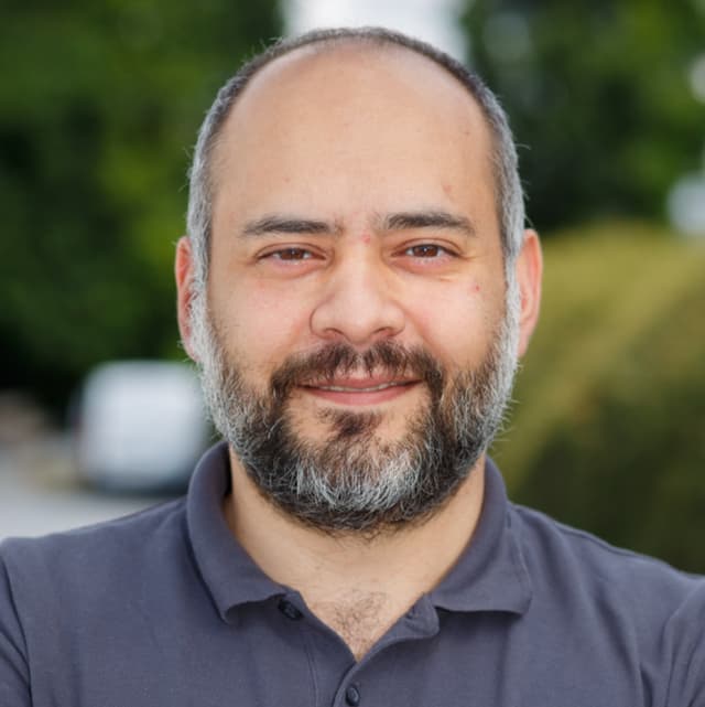 Oguz Cavdarli