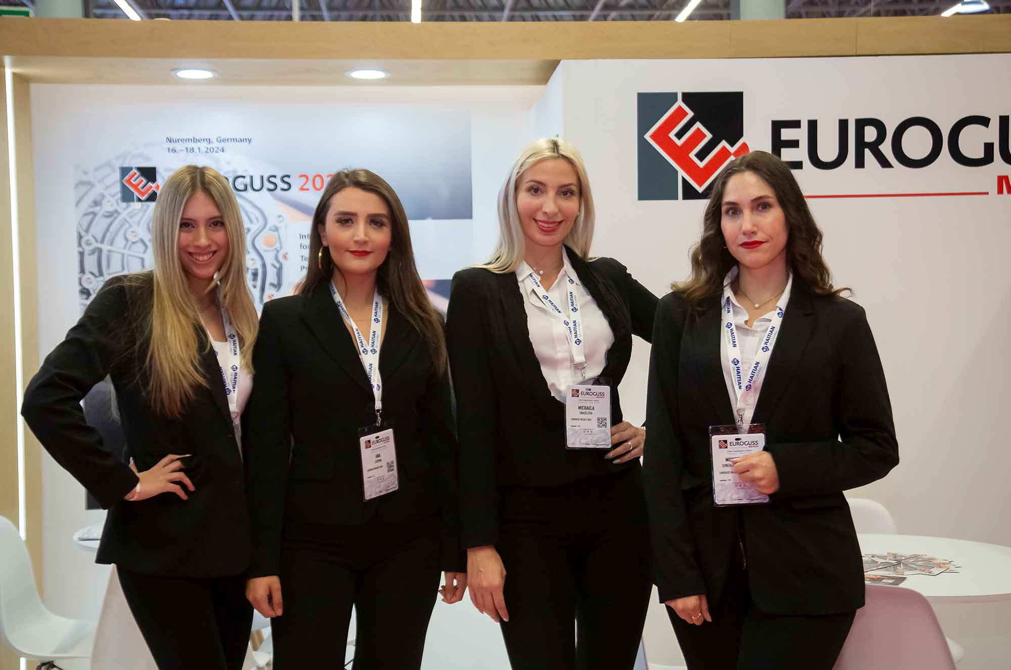 4 women in suits at the EUROGUSS Mexico